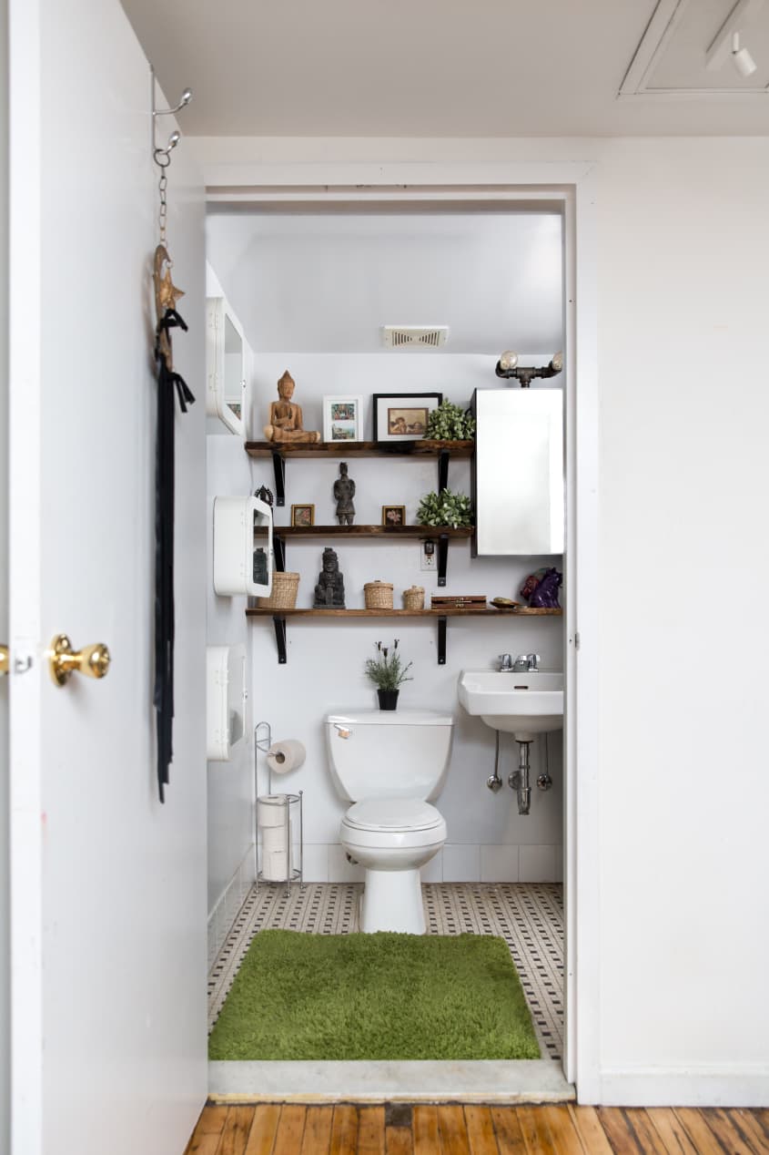 Brooklyn Home Tour A PlantFilled Red Hook Loft Apartment Therapy